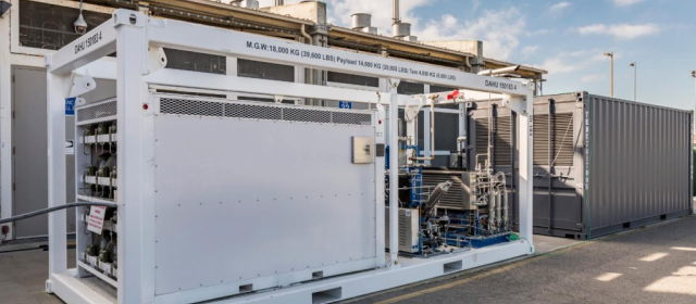 reversible solid oxide fuel cell