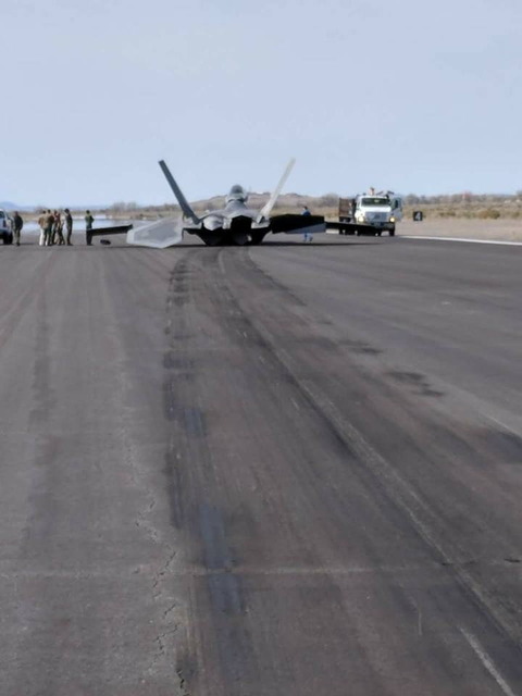 F-22_3
