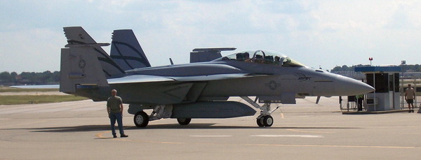 改良型FA-18_2