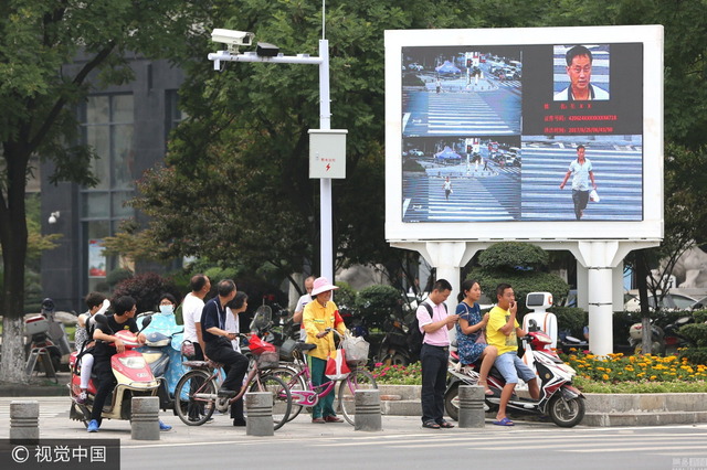 信号無視 中国_2