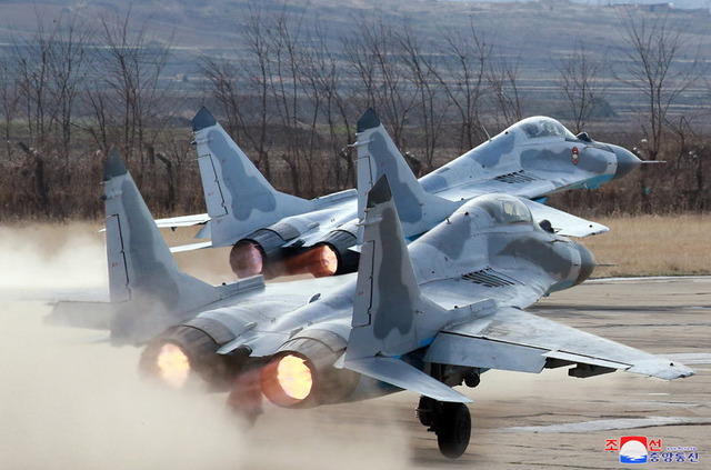 金正恩_空軍_視察_MiG-29_8