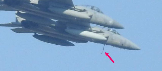 F-15 梯子