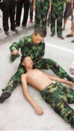 軍教官 vs 高校生_2