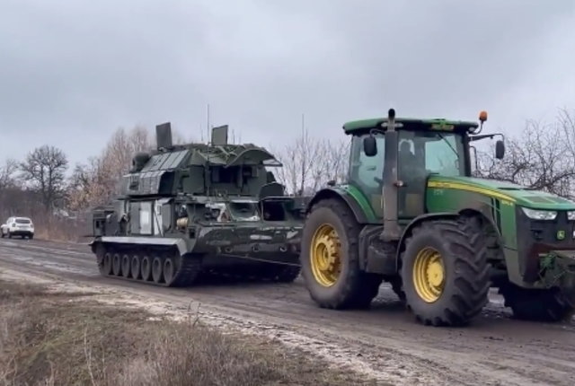 ウクライナ、歩兵戦闘車500両ゲット！※ロシアから