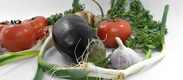 菜食主義者より肉を食べる人はメンタル面が良い
