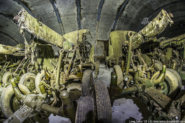 アドリア空軍放棄された戦闘機_10