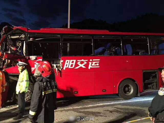 昆高速道路事故_4