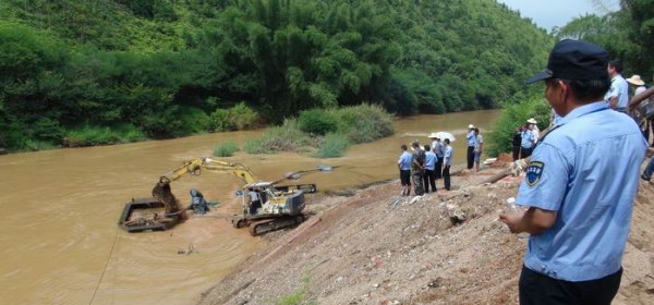 梅州水道局の取り締まり