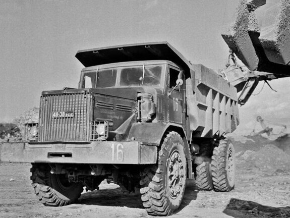 MAZ-525_3