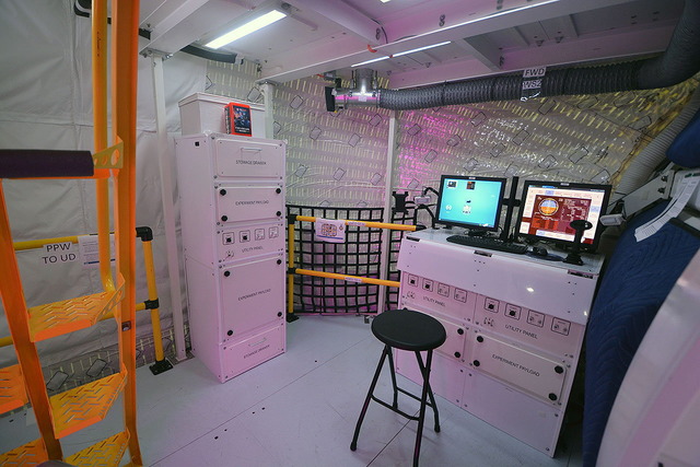Large Inflatable Fabric Environment_3