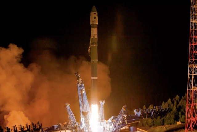 アメリカの軍事衛星にロシアの衛星が11mまで接近したと発表