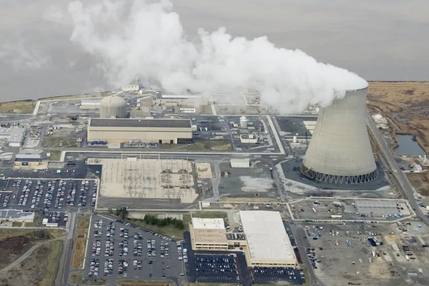 アメリカで相次ぐドローン侵入、原発は1週間で2倍