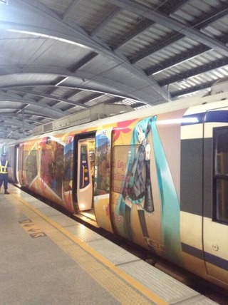 miku-train-in-bangkok-3-468x626