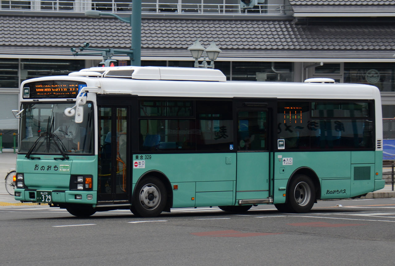 おみち おのみちバス 中型車② : ざっしーのただ載せてゆくだけ