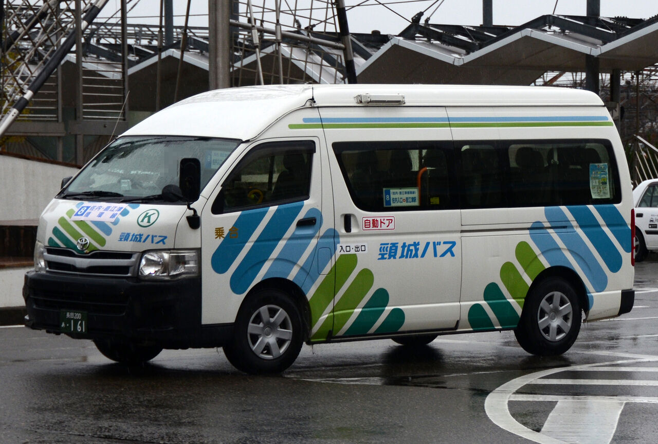 頸城自動車 小型車 : ざっしーのただ載せてゆくだけ