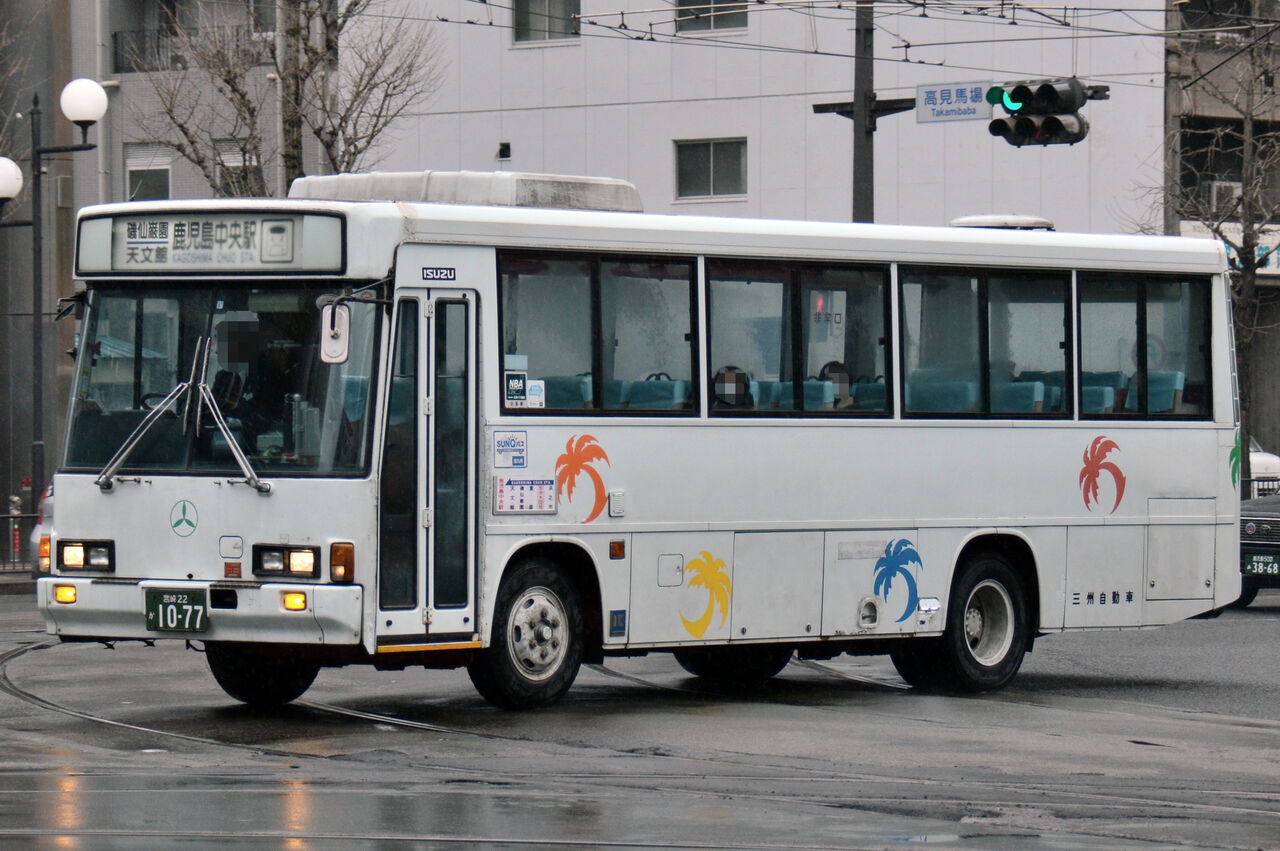 鹿児島交通 中型車 ざっしーのただ載せてゆくだけ