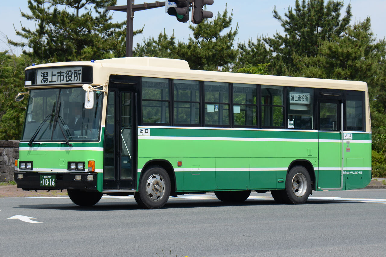 秋田中央トランスポート 秋田200か1016 : ざっしーのただ載せてゆくだけ