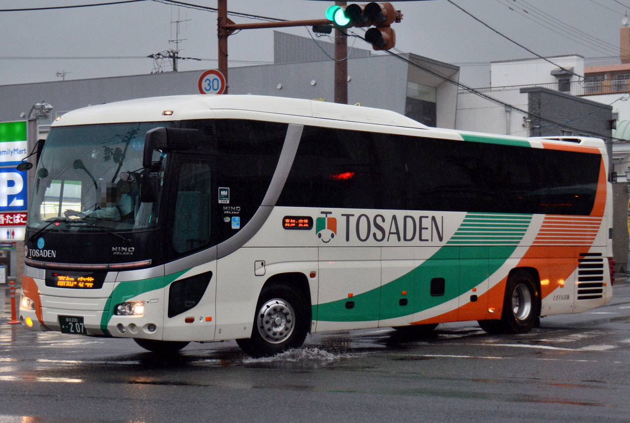 とさでん交通 その9(高速路線・貸切車②) : ざっしーのただ載せ