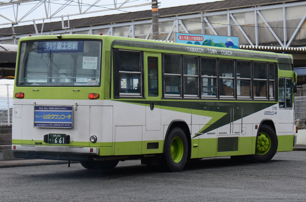 山梨交通 大型移籍車① : ざっしーのただ載せてゆくだけ