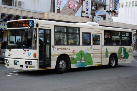 富士急湘南バス 湘南200か568 : ざっしーのただ載せてゆくだけ