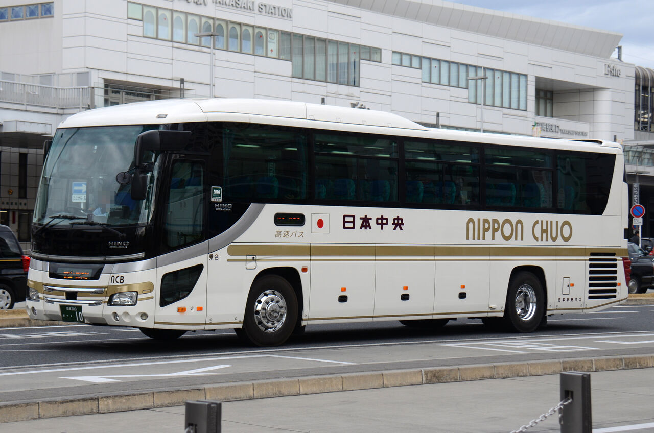 日本中央バス 高速路線車 ざっしーのただ載せてゆくだけ