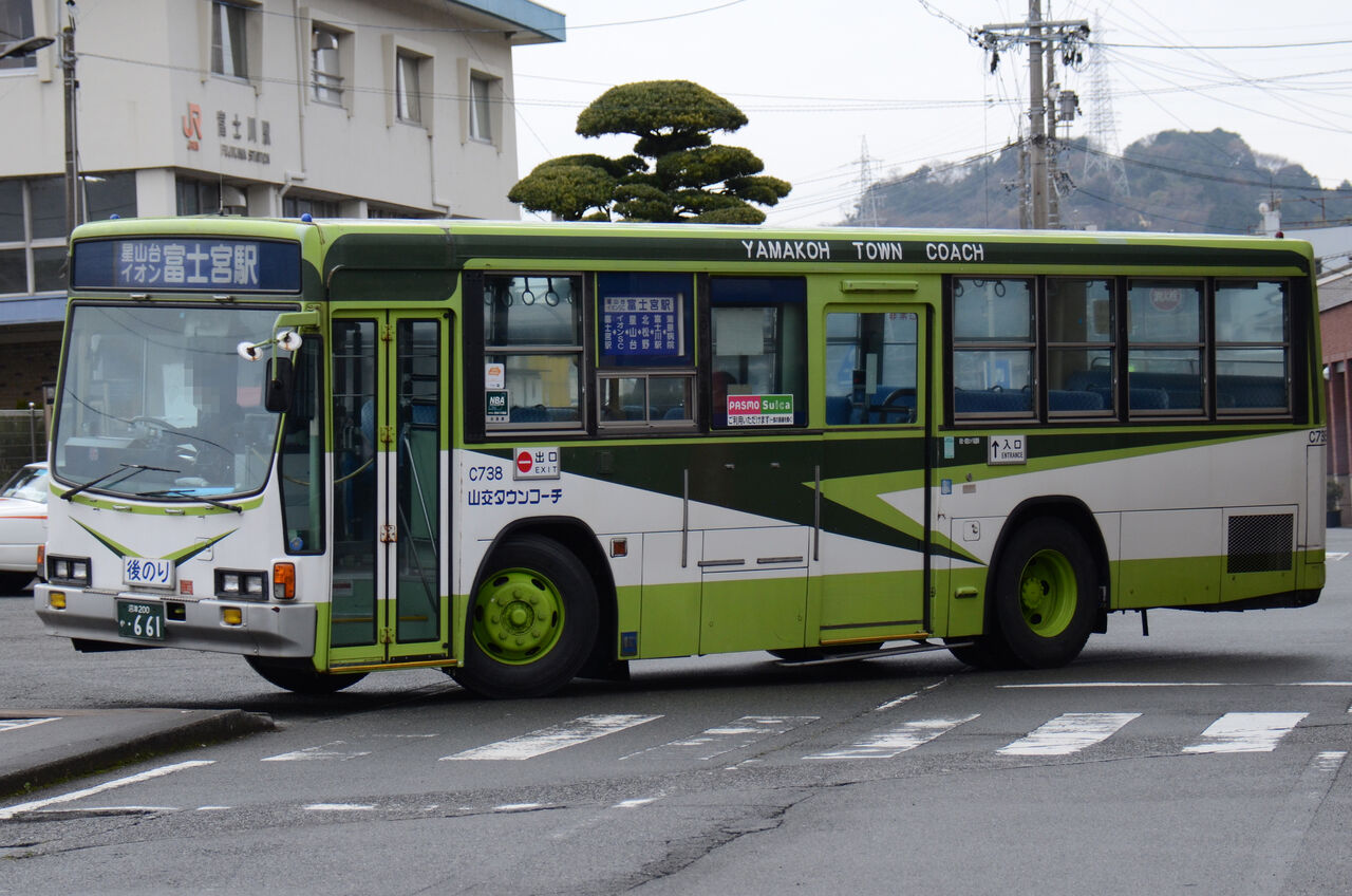 山梨交通 大型移籍車① : ざっしーのただ載せてゆくだけ