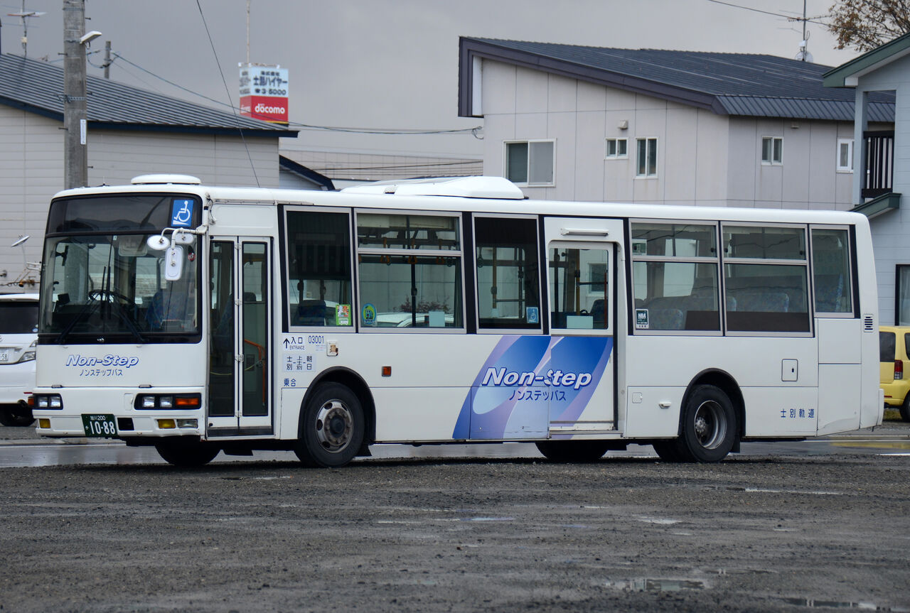 士別軌道 中型車 : ざっしーのただ載せてゆくだけ