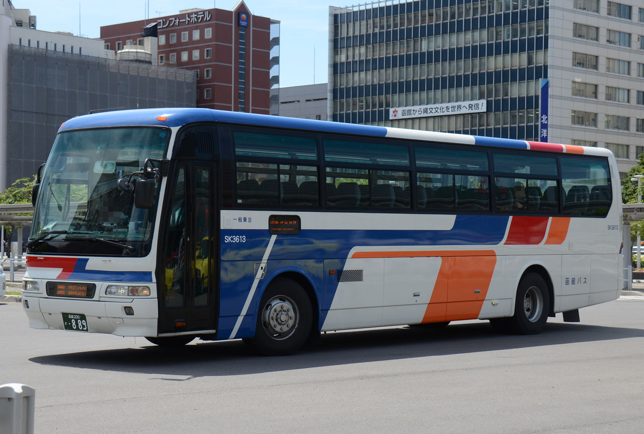 函館バス 長距離路線車 ざっしーのただ載せてゆくだけ