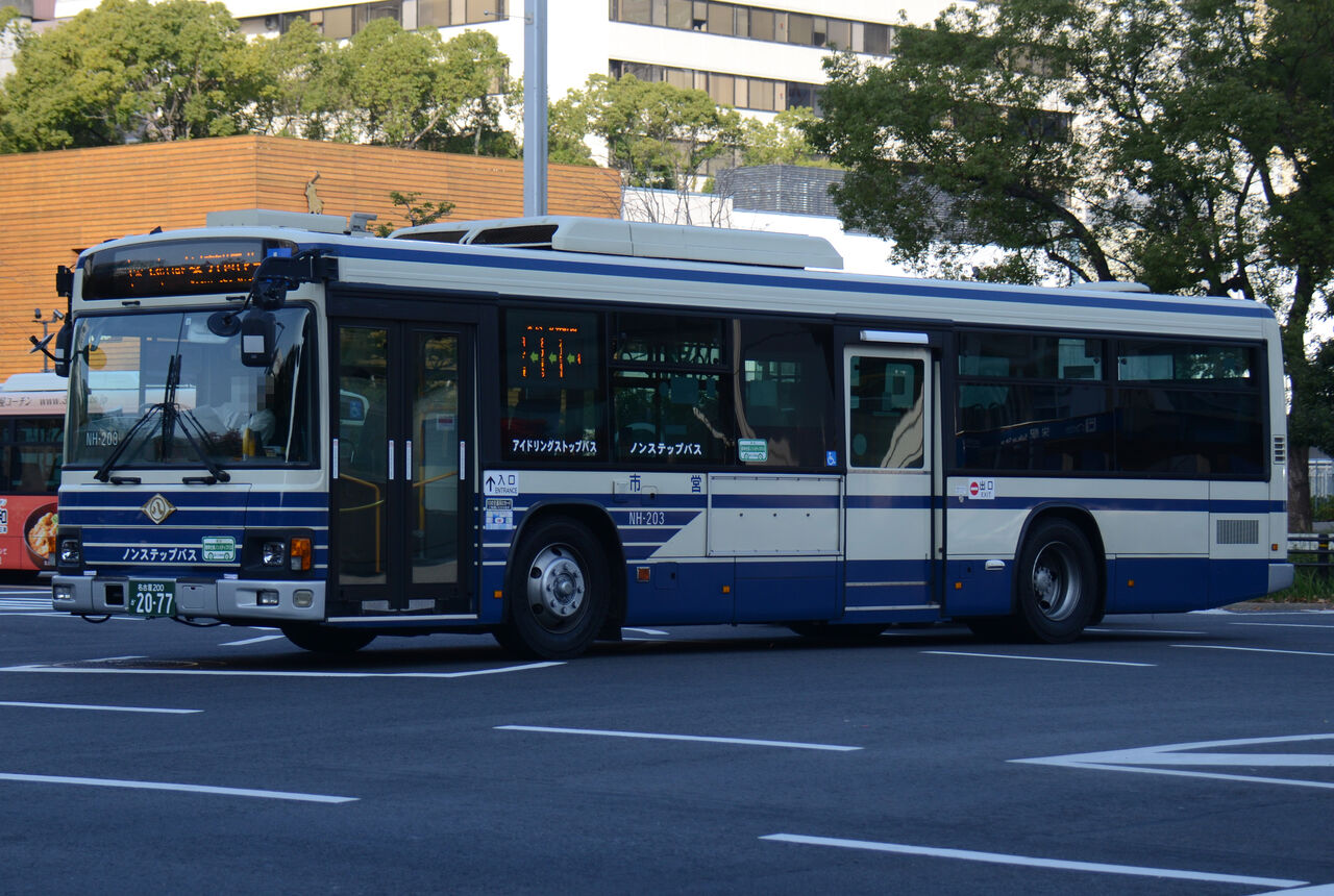 名古屋市交通局 大型車② : ざっしーのただ載せてゆくだけ