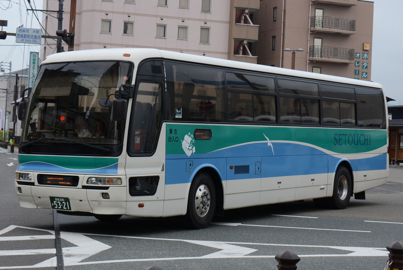 瀬戸内運輸 高速 長距離路線車 ざっしーのただ載せてゆくだけ