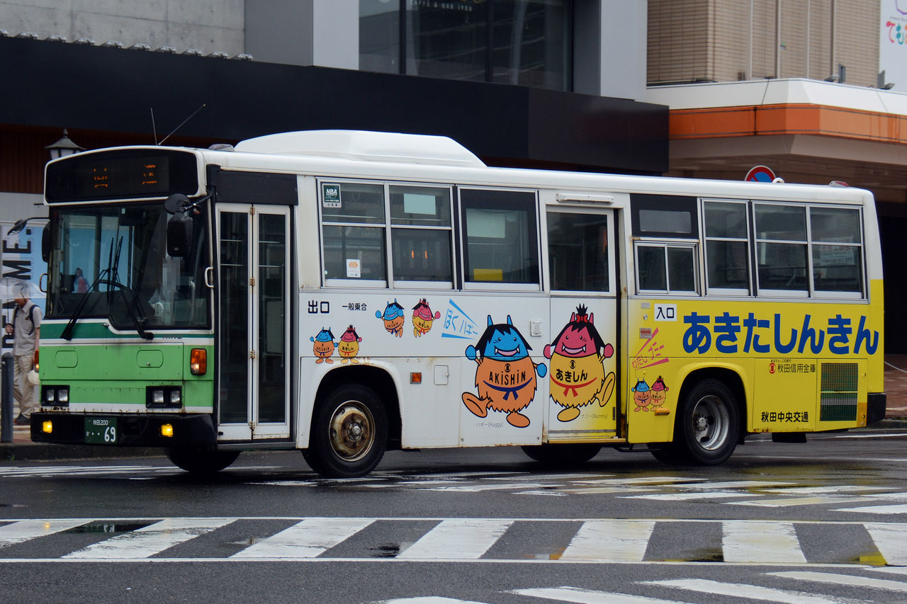 秋田中央交通 中型車④ : ざっしーのただ載せてゆくだけ