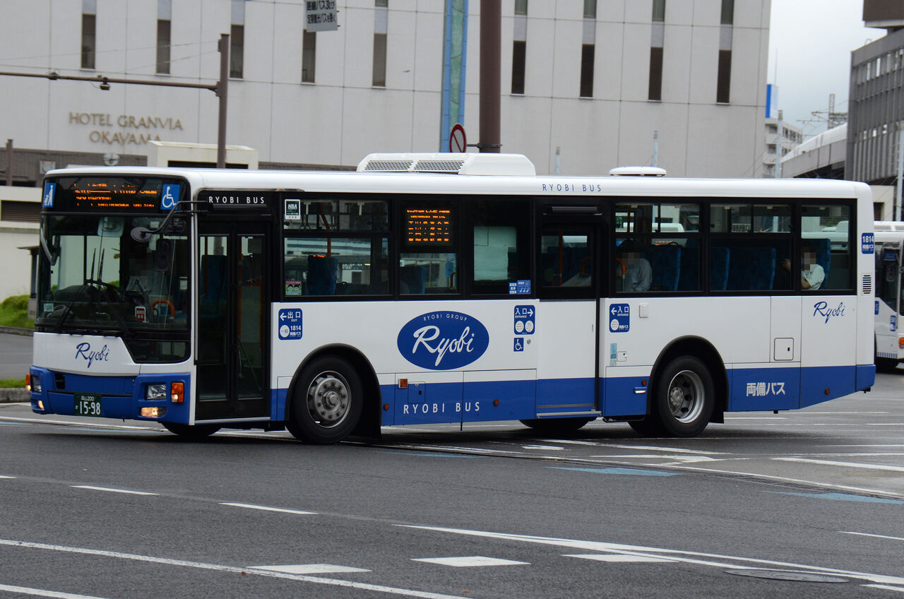 両備バス株式会社 金属製プレート 両備バス株式会社 金属製プレート FUSOきゃろる on X: