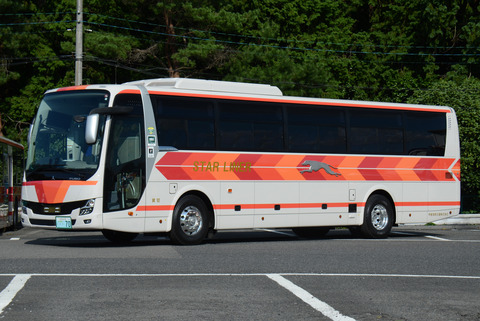 帝産湖南交通 貸切車 : ざっしーのただ載せてゆくだけ