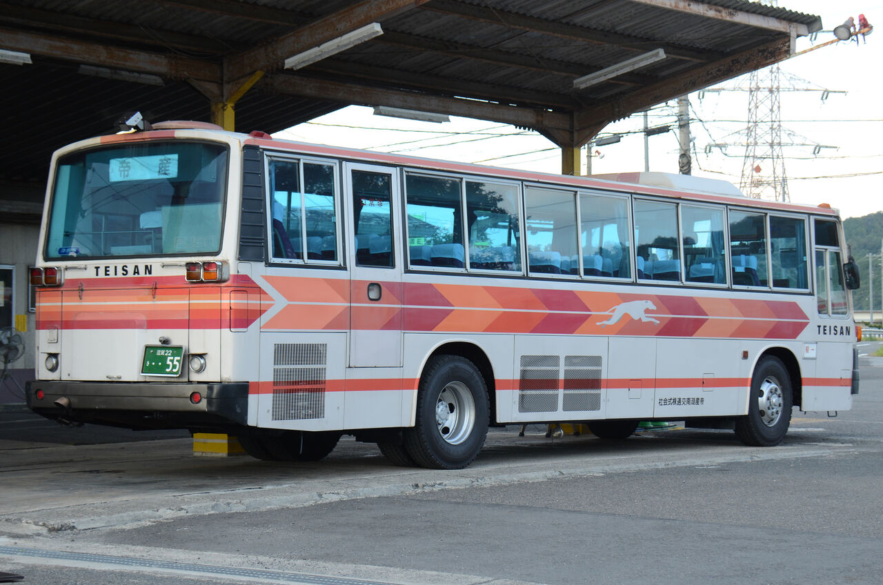 帝産湖南交通 貸切車 : ざっしーのただ載せてゆくだけ