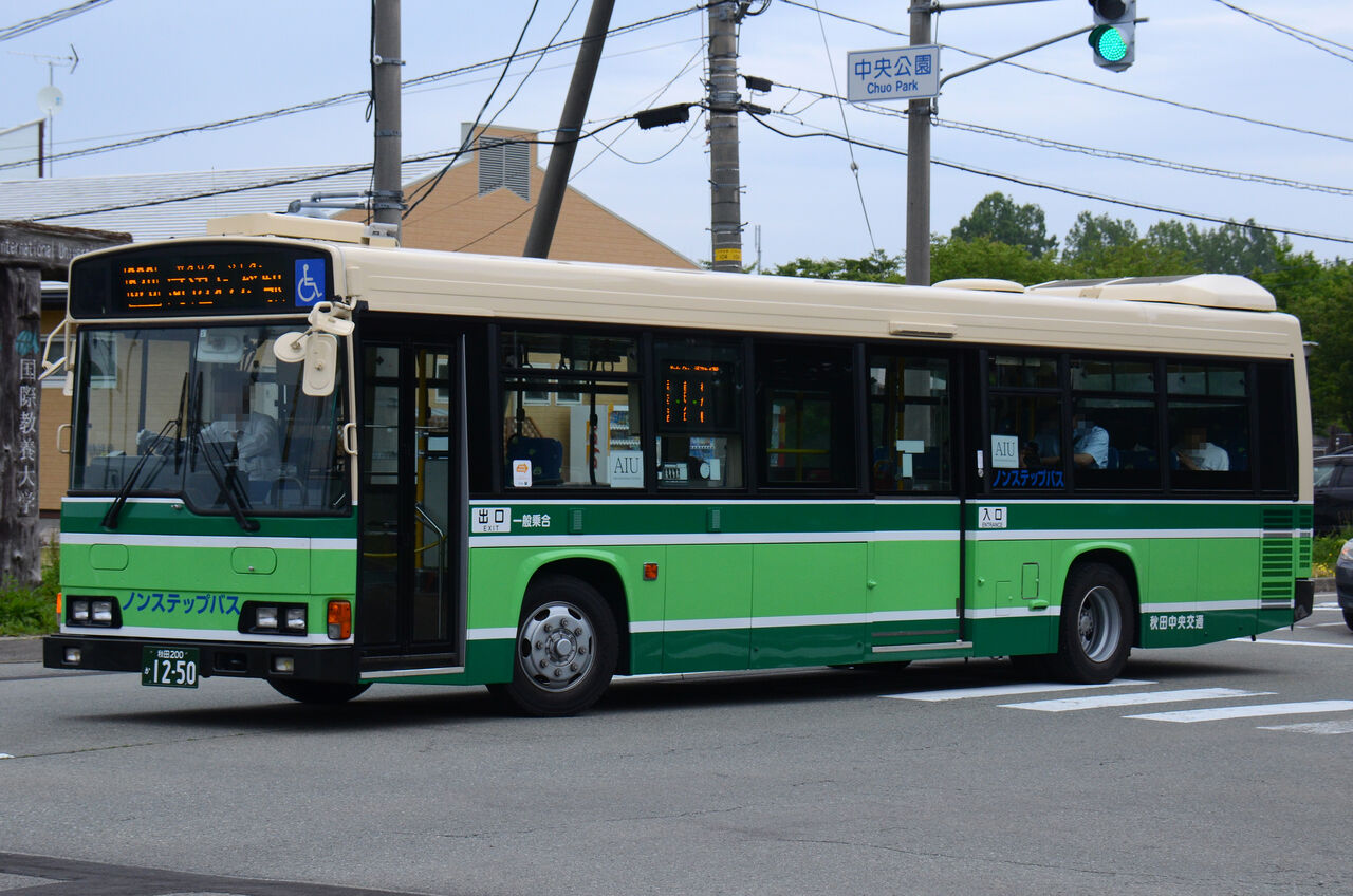 秋田中央交通 中型移籍車 ざっしーのただ載せてゆくだけ