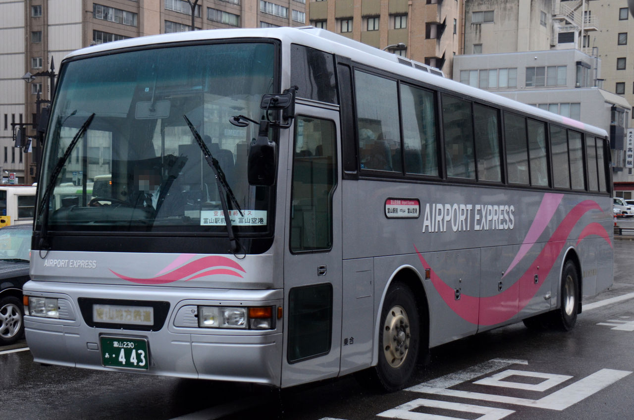 富山地方鉄道 高速路線車 ざっしーのただ載せてゆくだけ 富山地方鉄道 高速路線車 ざっしーのただ載せてゆくだけ