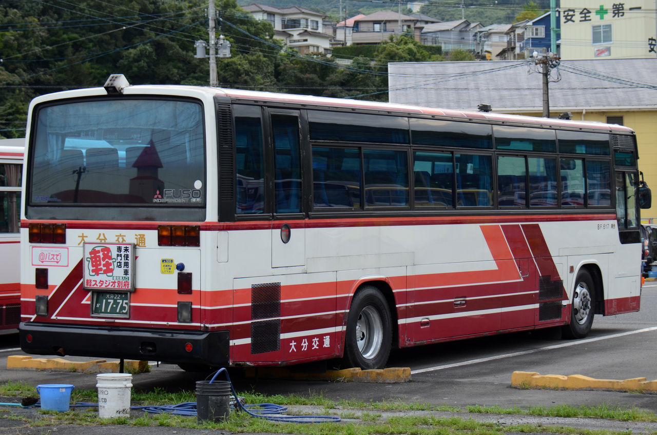 大分交通 貸切車 ざっしーのただ載せてゆくだけ