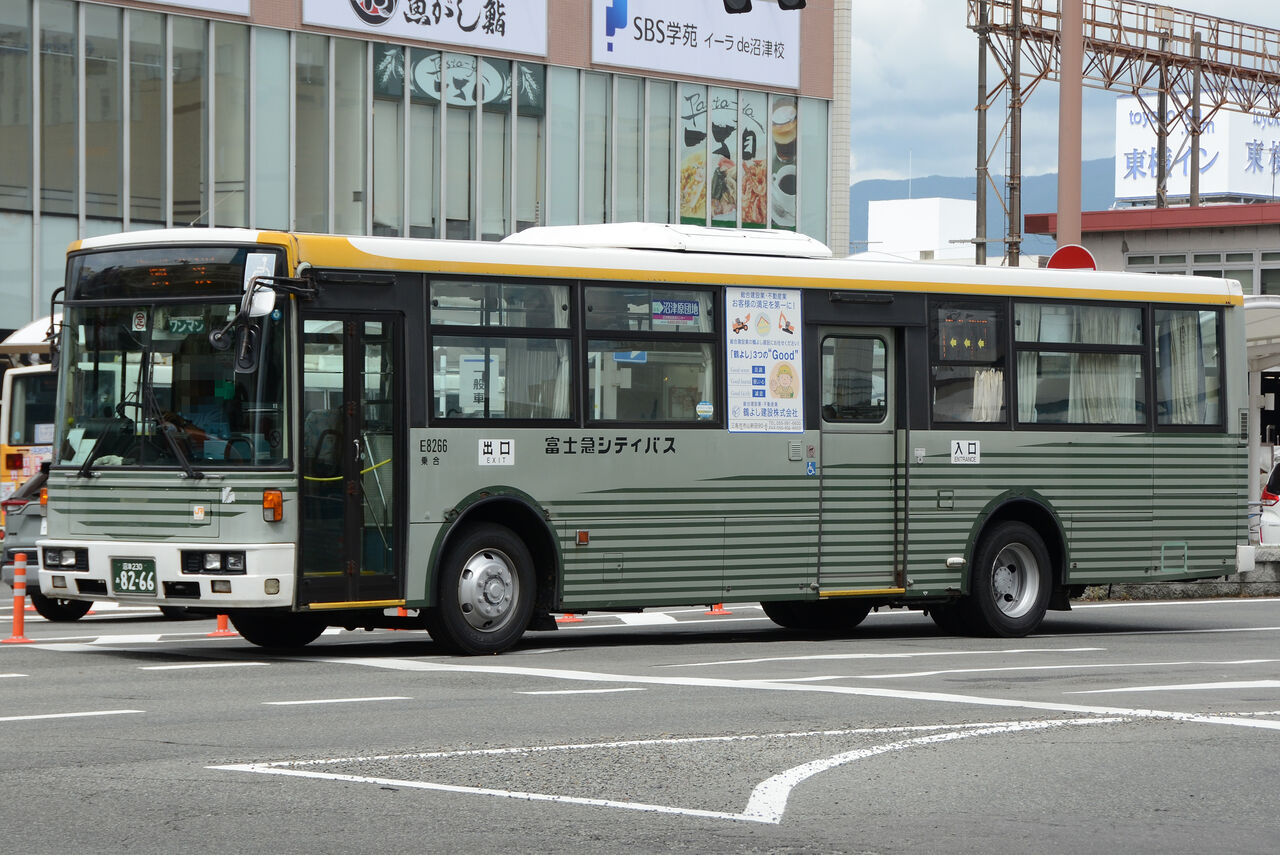 富士急シティバス 沼津230あ8266 : ざっしーのただ載せてゆくだけ