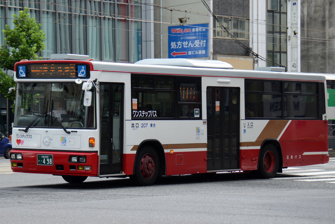 広島バス 大型車 ざっしーのただ載せてゆくだけ