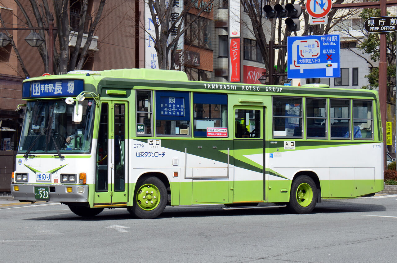 山梨交通 中型移籍車① : ざっしーのただ載せてゆくだけ