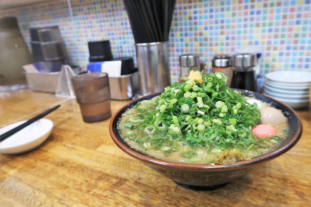 中華蕎麦 丸め ～背脂煮干～東久留米店＠東久留米市【15周年】<限定