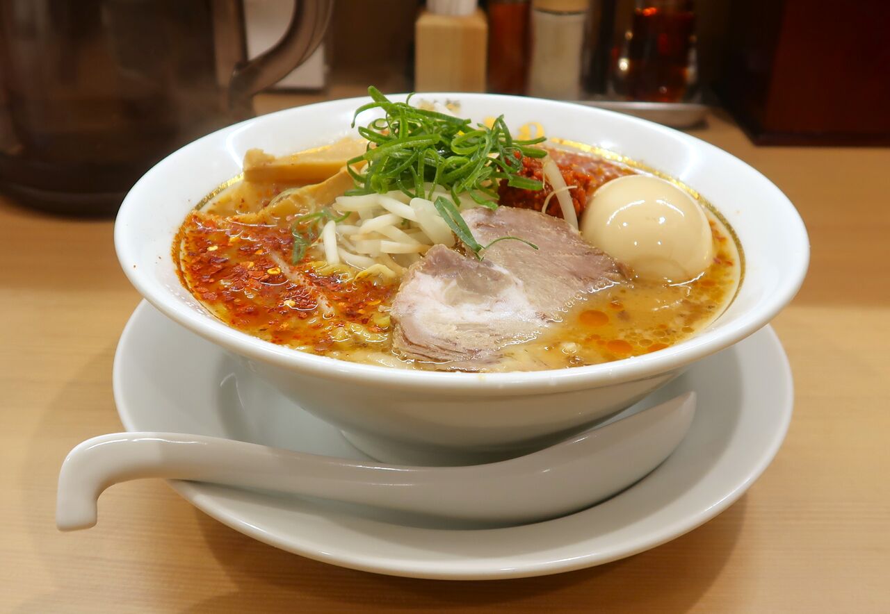 らぁ麺 はやし田 入間店@埼玉県入間市<辛味噌らぁ麺＋味玉> : ZATSUの