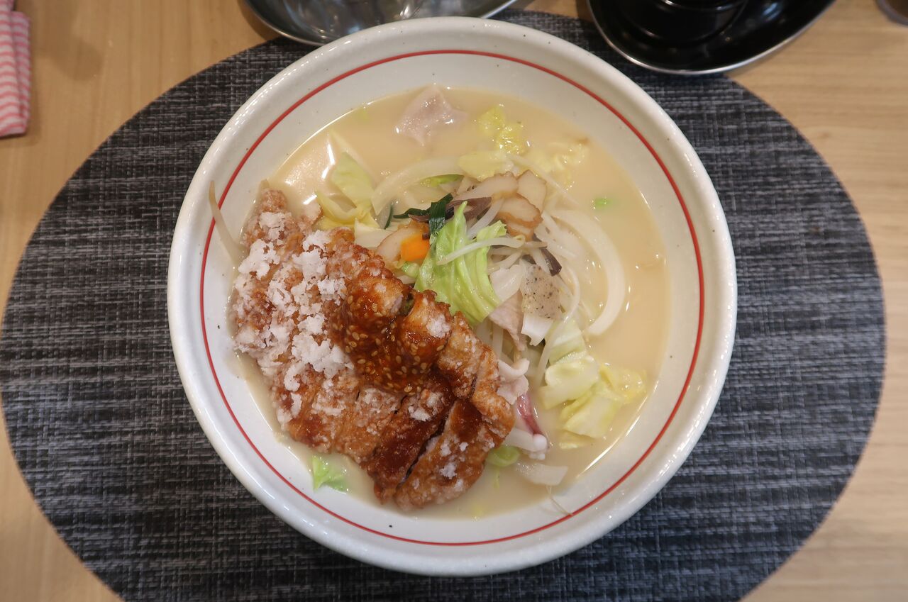 すぱいす@東村山市【2022移転新店】<特製ちゃんぽん> : ZATSUの