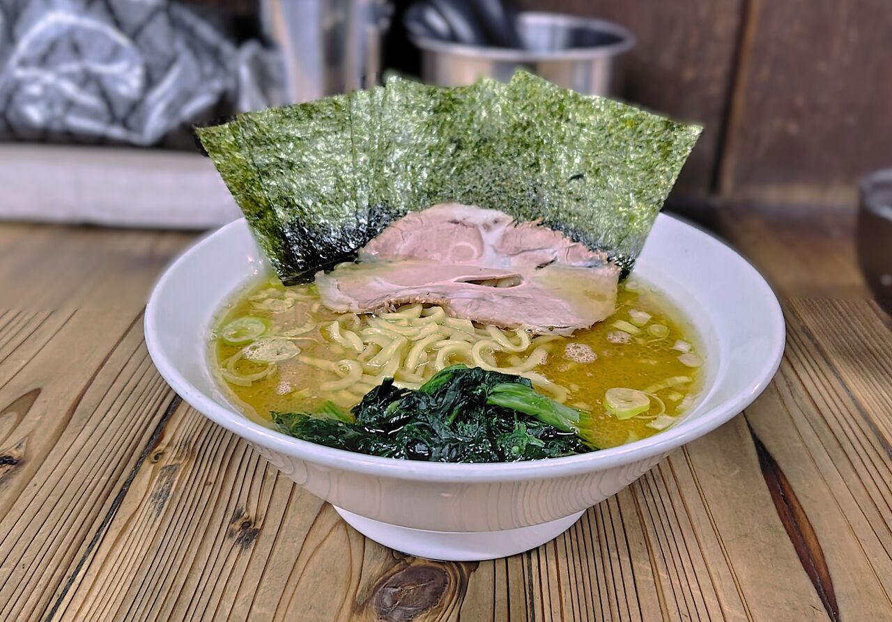 横浜らーめん 湘南乃家＠西多摩郡瑞穂町<並のりラーメン＋ライス