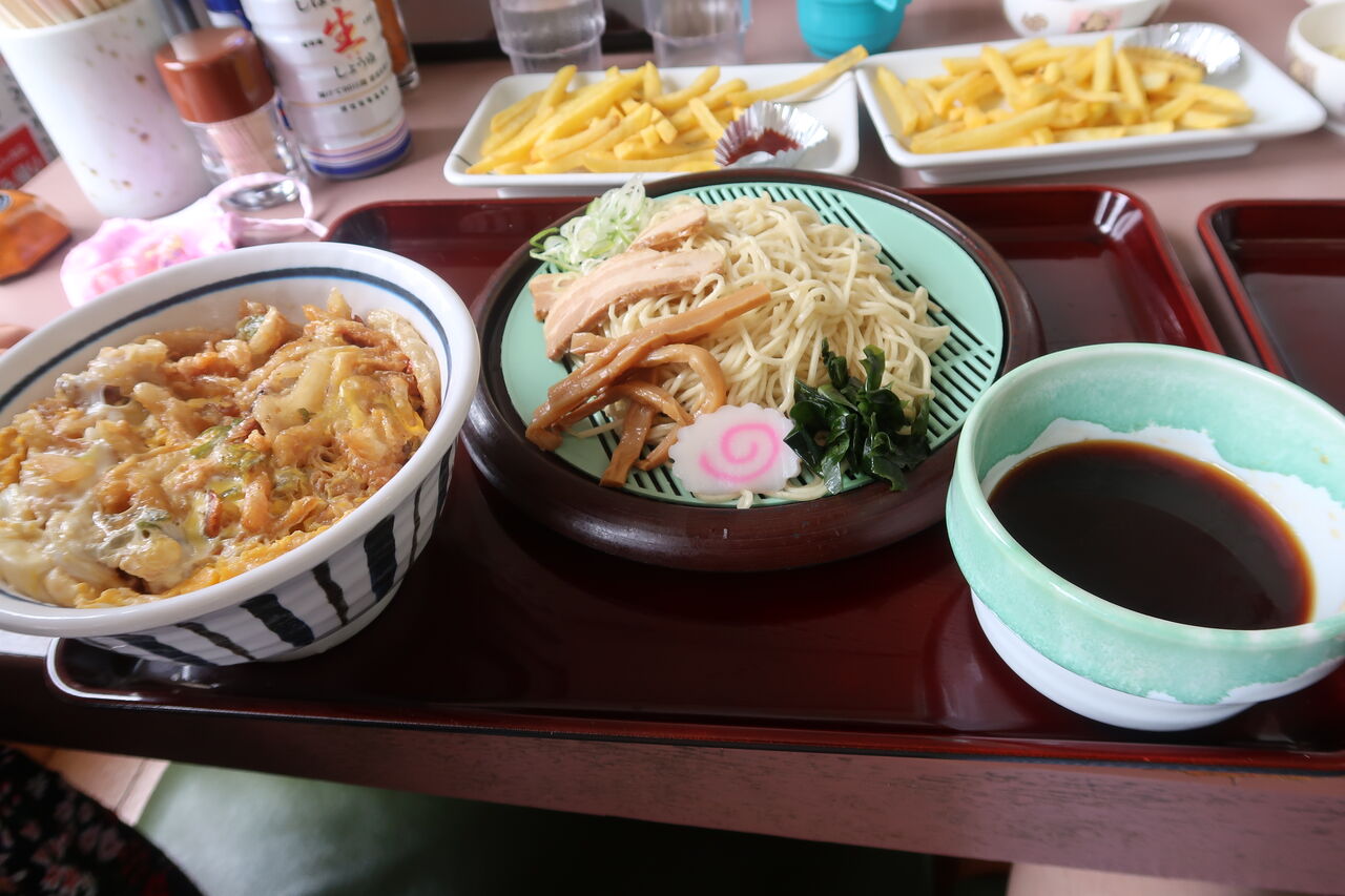 山田うどん食堂 青梅新町店@青梅市<野菜たっぷりタンメン＋ミニ赤