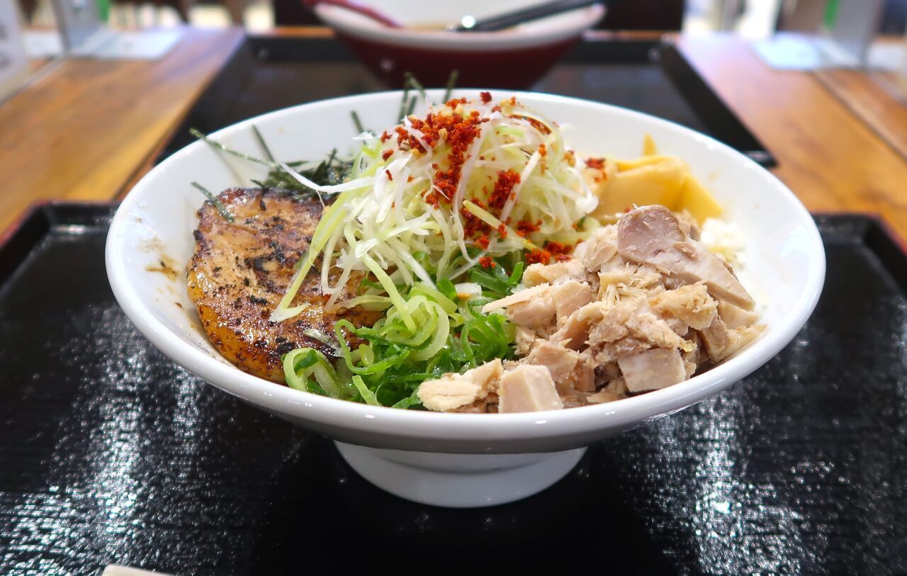 まぜそば 名店「麺屋 そにどり」が開業7年記念にまぜそば初挑戦！ 三重食材