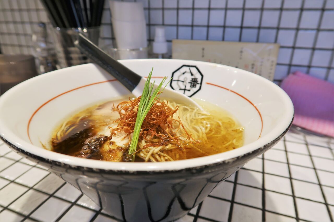 八十一番 RAMEN NO.81-NO PINE-＠町田市<辛味塩そば> : ZATSUの