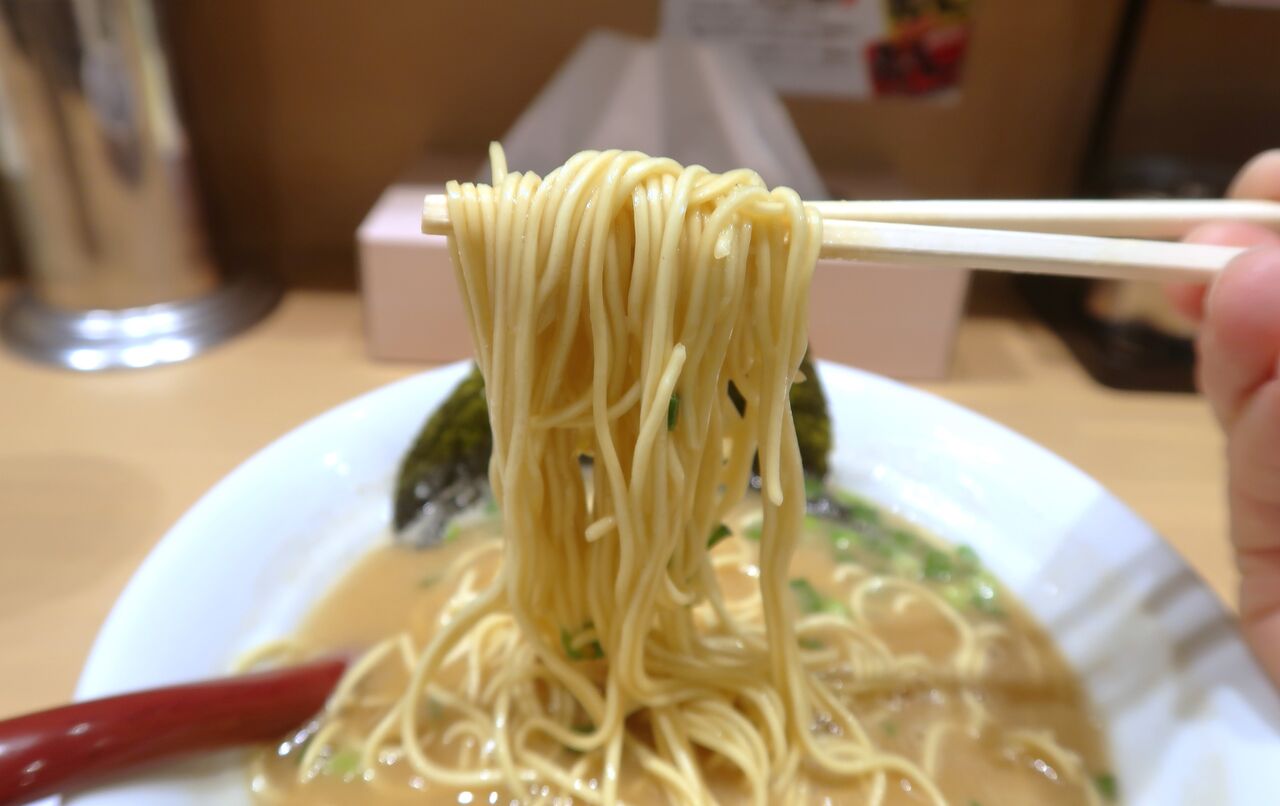 釜焚きとんこつ がっとん 町田店@町田市【2023新店】<ラーメン+ 釜焚きとんこつ がっとん 町田店@町田市【2023新店】<ラーメン+