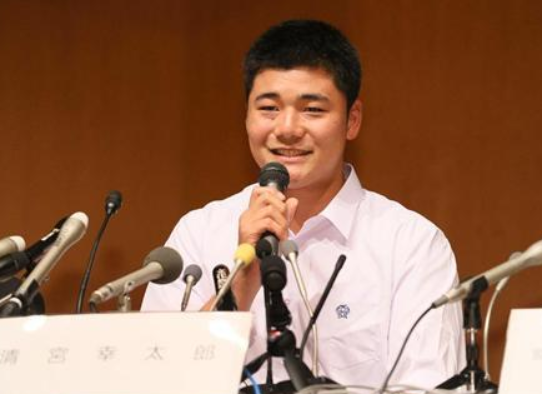 巨人_01