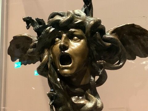 フェルナン・クノップフ、「La Meduse Endormie」 美術】フェルナン・クノップフ／『メデューサの首』 Fernand Khnopff